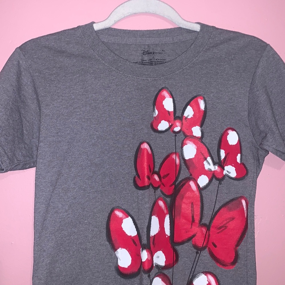 DISNEY T-SHIRT FOR A MINNIE MOUSE LOVER ♥️